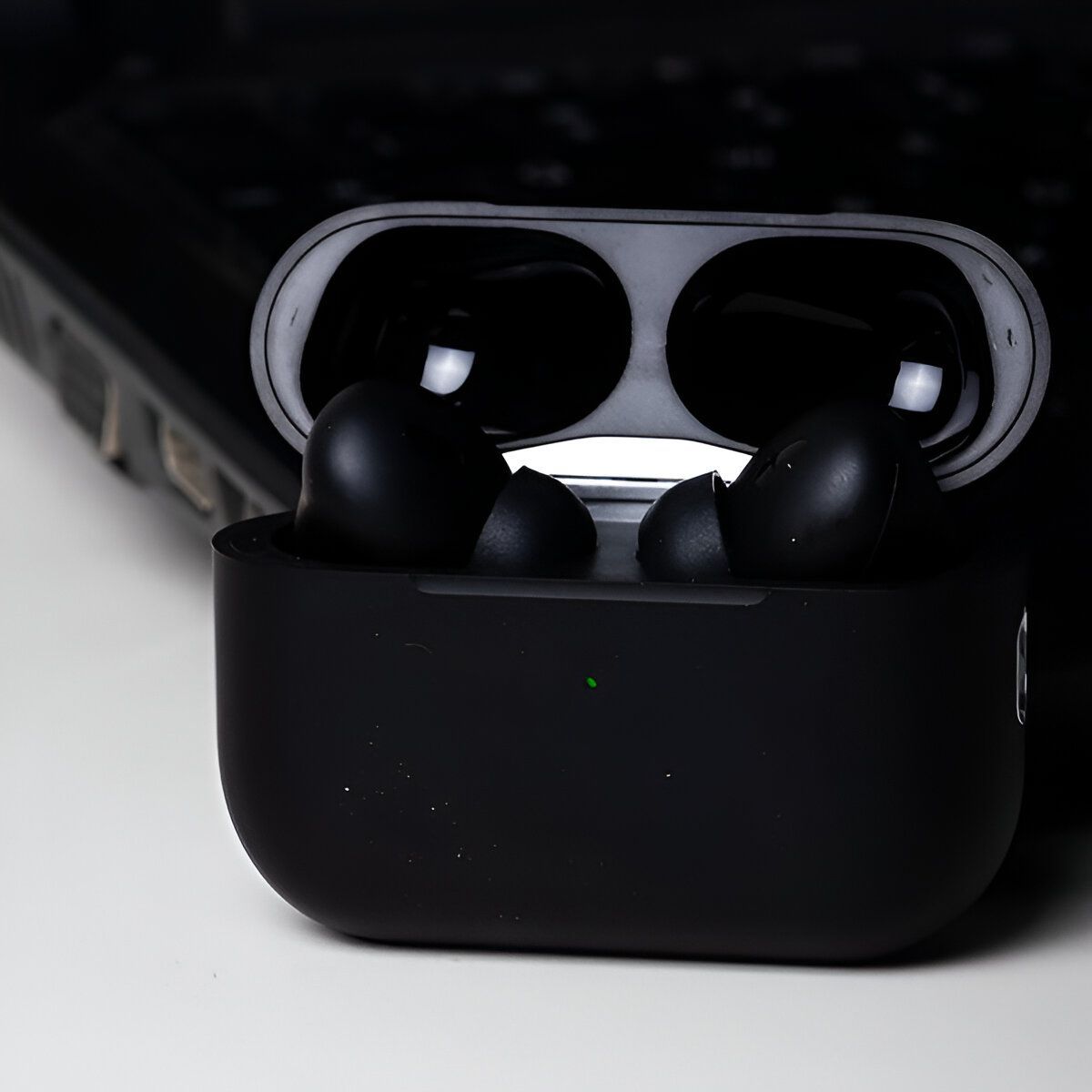 Audífonos Bluetooth Inalámbricos 2ª Generación – 6 Almohadillas + Cable Tipo C a Lightning